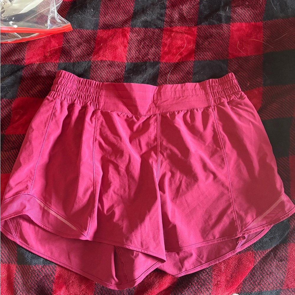 Hotty hot HR 4” lululemon - Picture 2 of 5